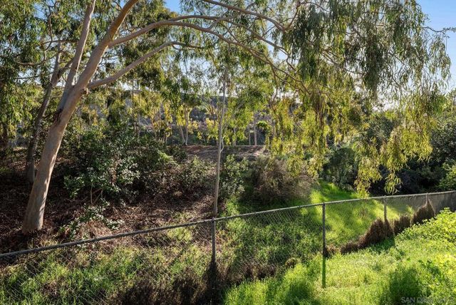 8555 Jade Coast, San Diego, CA 92126