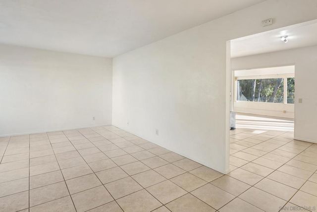 8555 Jade Coast, San Diego, CA 92126