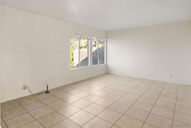 8555 Jade Coast, San Diego, CA 92126