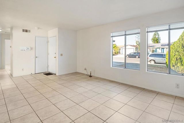 8555 Jade Coast, San Diego, CA 92126