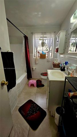 6141 SW 41st Ct, Davie, FL 33314