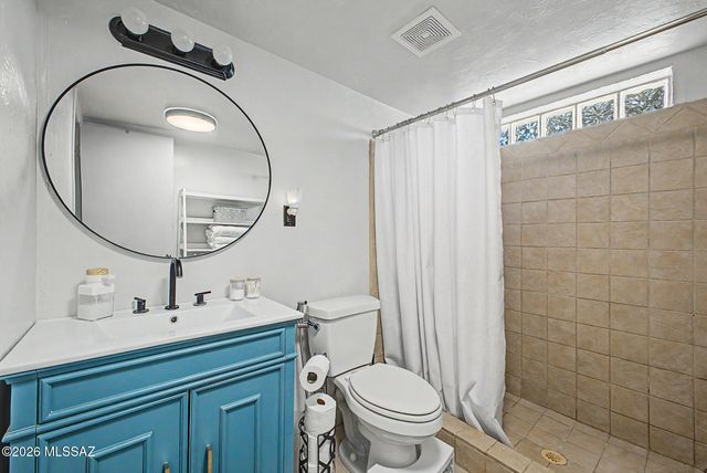 2467 N Sparkman Boulevard, Tucson, AZ 85716