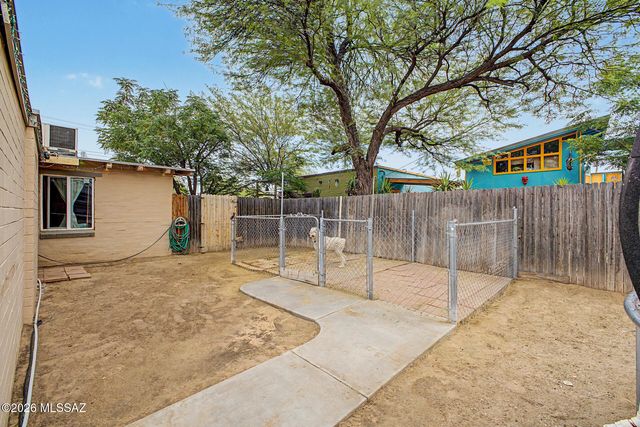 2467 N Sparkman Boulevard, Tucson, AZ 85716