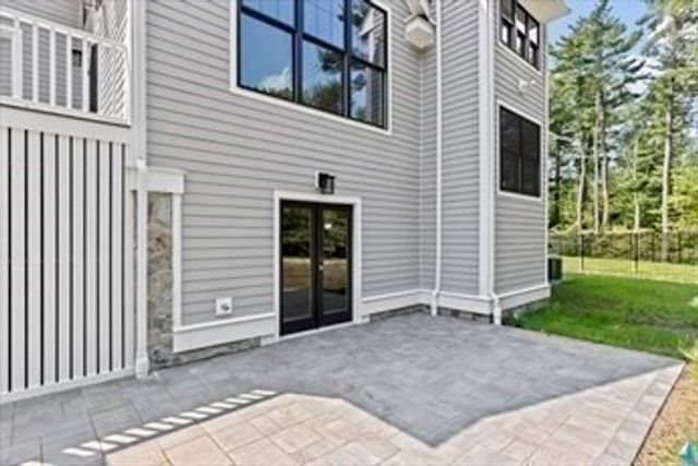 10 Union Lane, Canton, MA 02021