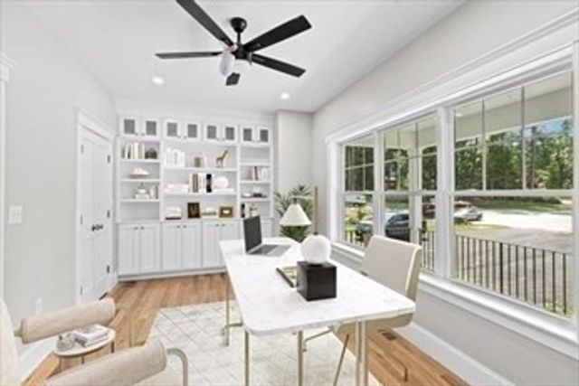 10 Union Lane, Canton, MA 02021