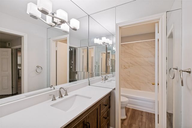 5840 Spring Valley Road 803, Dallas, TX 75254