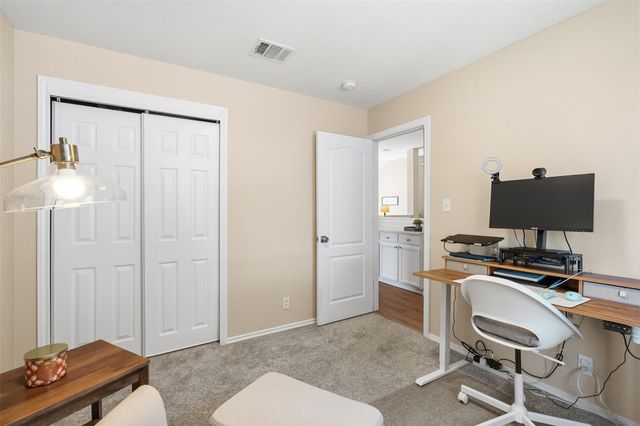 115 Finch LN, Georgetown, TX 78626