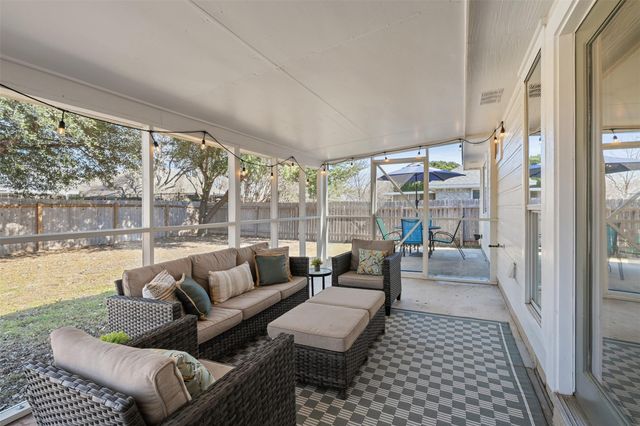 115 Finch LN, Georgetown, TX 78626