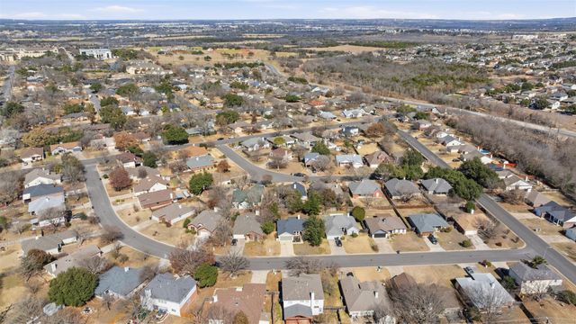 115 Finch LN, Georgetown, TX 78626