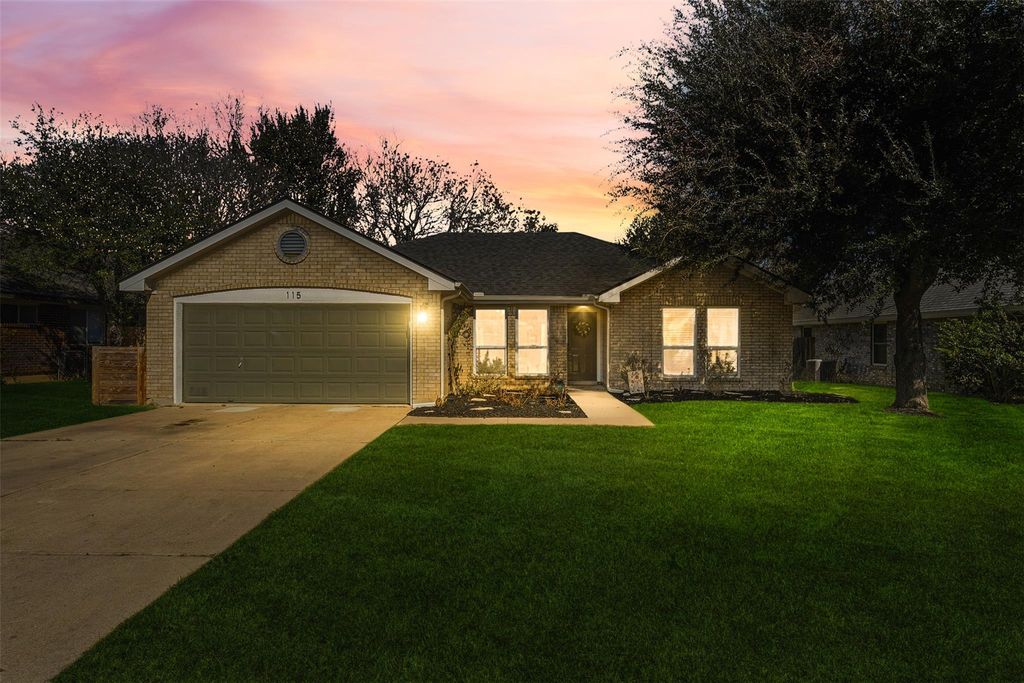 115 Finch LN, Georgetown, TX 78626