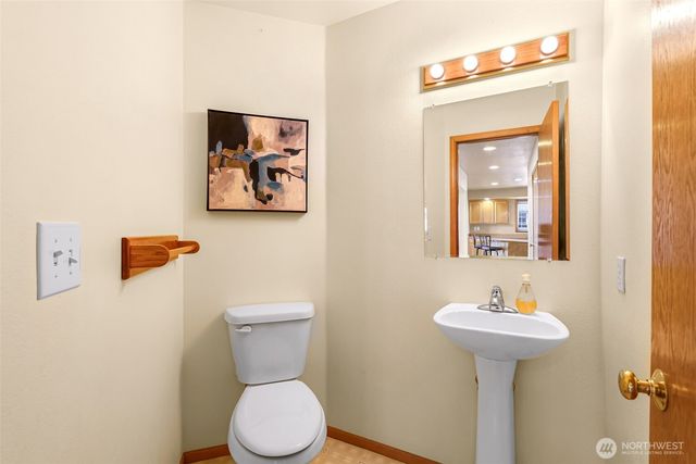 5654 Axton Court, Ferndale, WA 98248