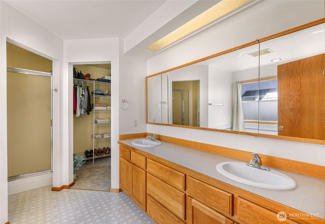 5654 Axton Court, Ferndale, WA 98248