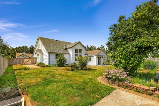 5654 Axton Court, Ferndale, WA 98248