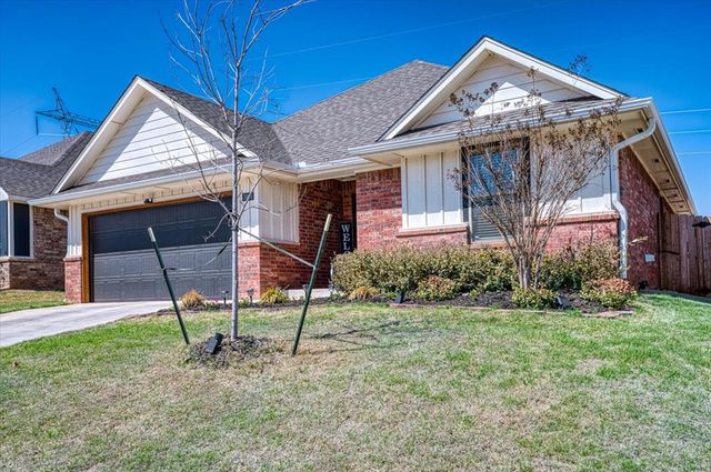 3909 Lynne Avenue, Edmond, OK 73012