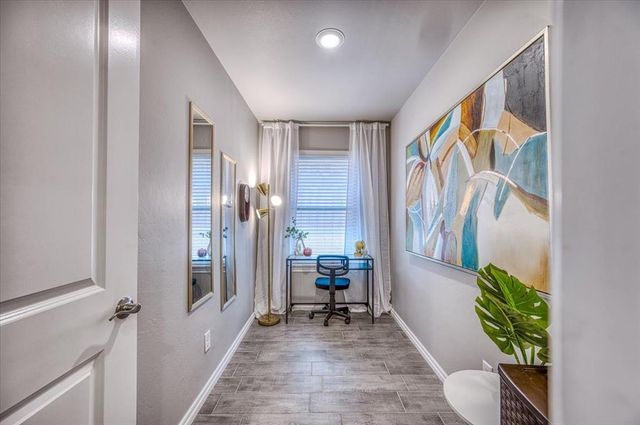 3909 Lynne Avenue, Edmond, OK 73012