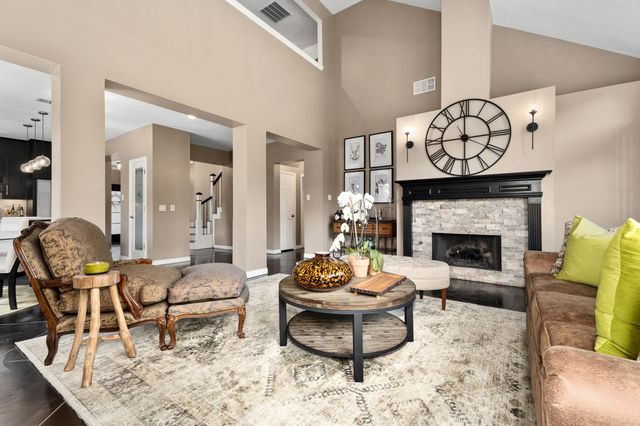 8013 Pretoria Place, Fort Worth, TX 76123