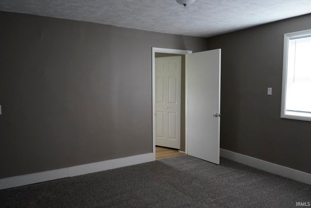 1421 Linden Avenue, South Bend, IN 46628