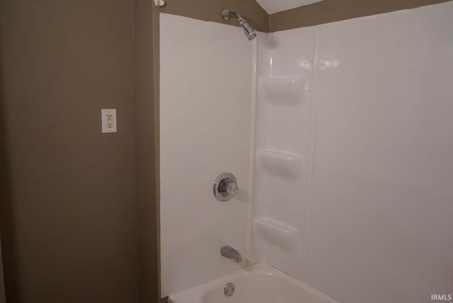 1421 Linden Avenue, South Bend, IN 46628