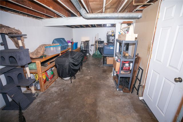 456 Mayberry Drive NW, Cedar Rapids, IA 52405