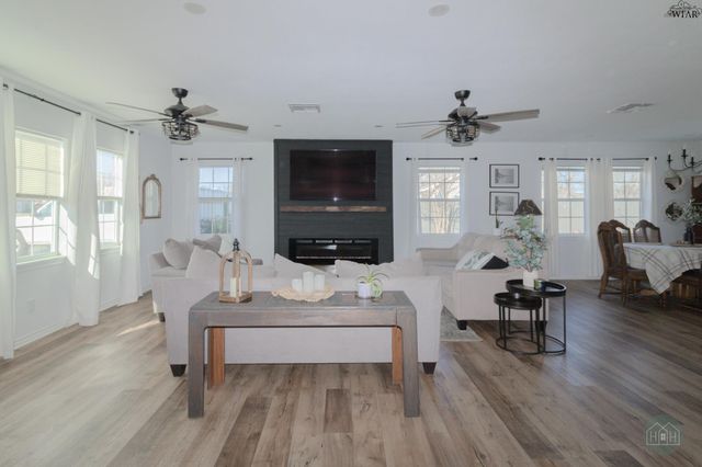 3404 PARADISE STREET, Vernon, TX 76384