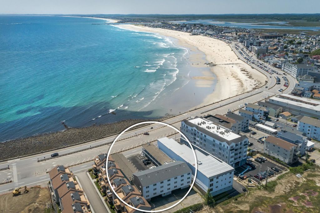 449 Ocean Blvd Unit 212, Hampton, NH 03842