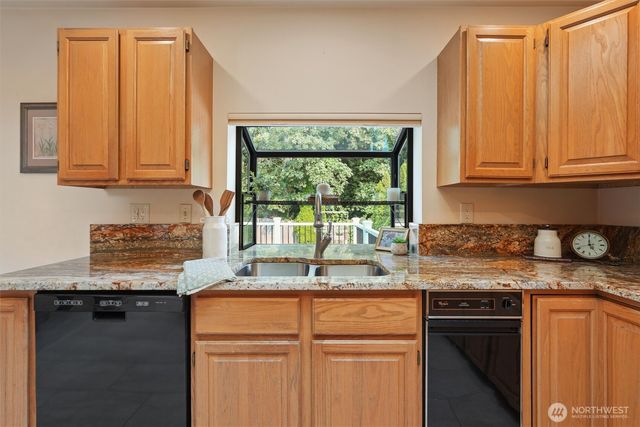 2914 Cedar Avenue S, Renton, WA 98055