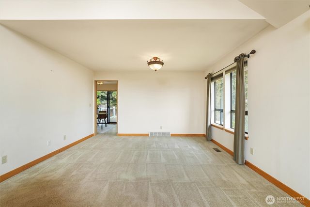 2914 Cedar Avenue S, Renton, WA 98055