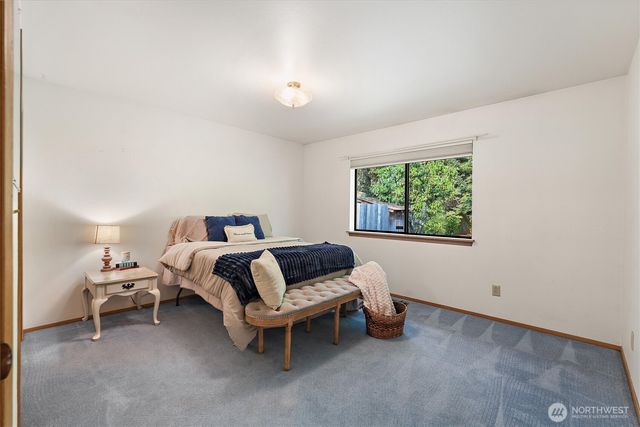 2914 Cedar Avenue S, Renton, WA 98055