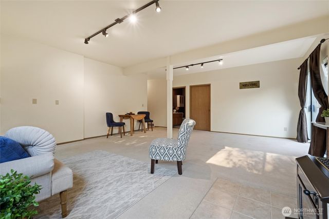 2914 Cedar Avenue S, Renton, WA 98055