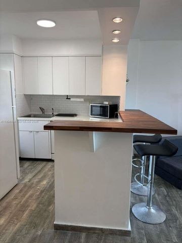 220 Kings Point Dr 506, Sunny Isles Beach, FL 33160