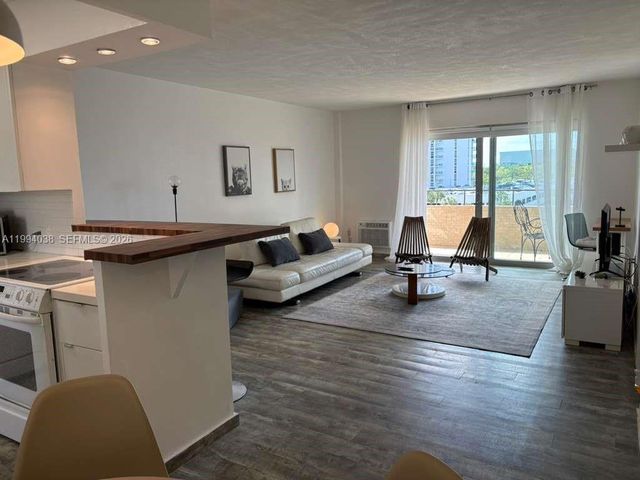 220 Kings Point Dr 506, Sunny Isles Beach, FL 33160