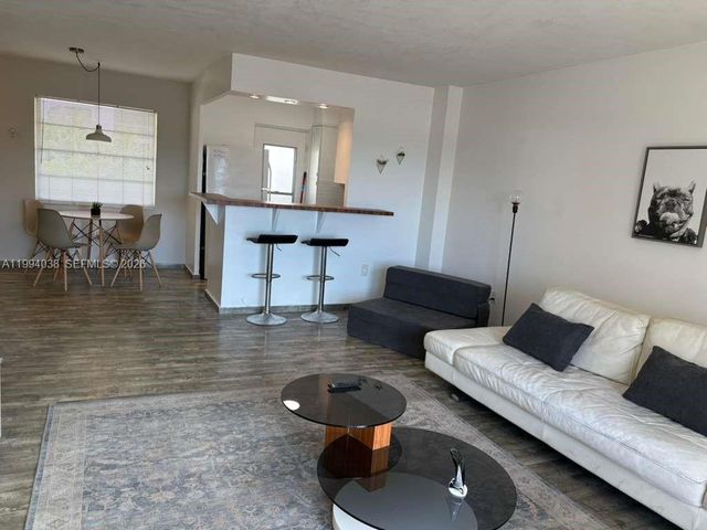 220 Kings Point Dr 506, Sunny Isles Beach, FL 33160