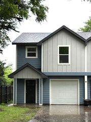 722 W Walker Street, Denison, TX 75020