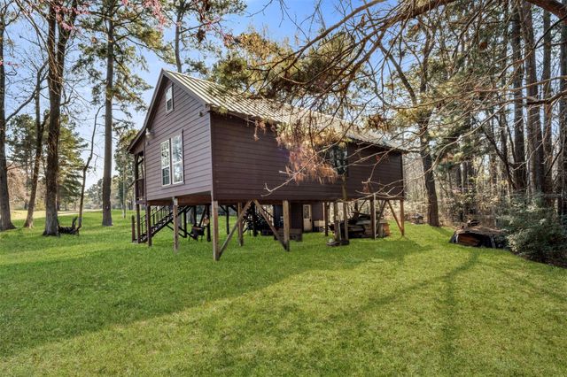 243 Silver Hickory Drive, Coldspring, TX 77331