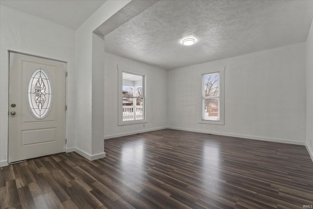 1701 Prairie Street, Elkhart, IN 46516