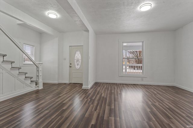 1701 Prairie Street, Elkhart, IN 46516