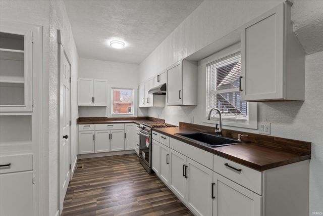 1701 Prairie Street, Elkhart, IN 46516