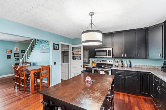 626 W Crescent Drive, Carlisle, OH 45005