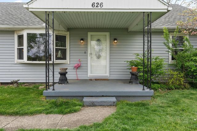 626 W Crescent Drive, Carlisle, OH 45005