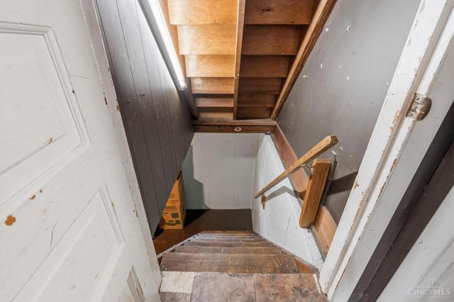 626 W Crescent Drive, Carlisle, OH 45005