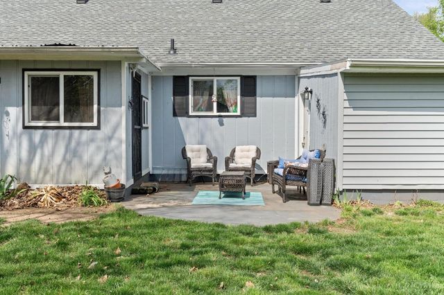 626 W Crescent Drive, Carlisle, OH 45005