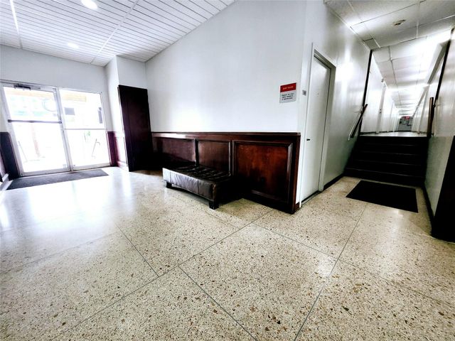 1800 Lavaca ST 102, Austin, TX 78701