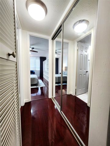 1800 Lavaca ST 102, Austin, TX 78701