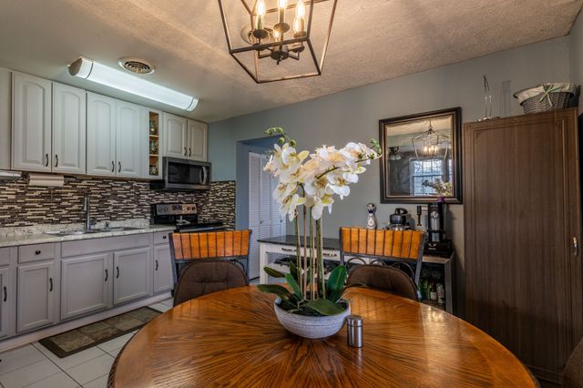 307 Burch Rd, Clarksville, TN 37042