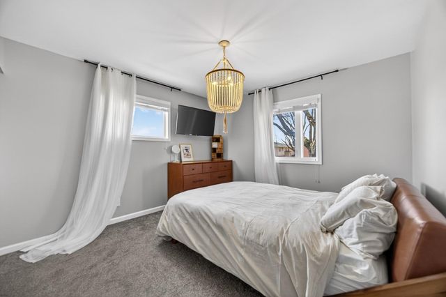 3534 21st Avenue NW, Rochester, MN 55901