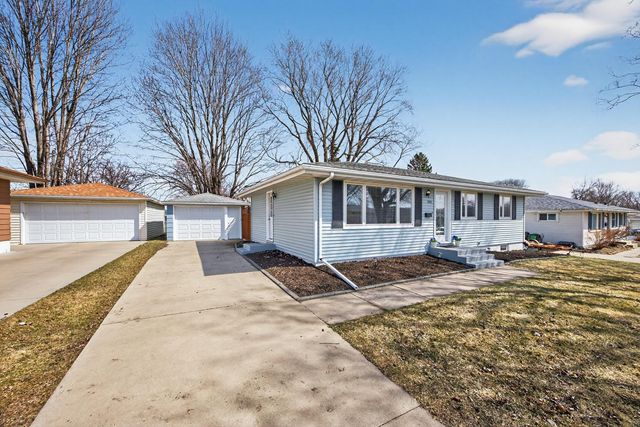 3534 21st Avenue NW, Rochester, MN 55901