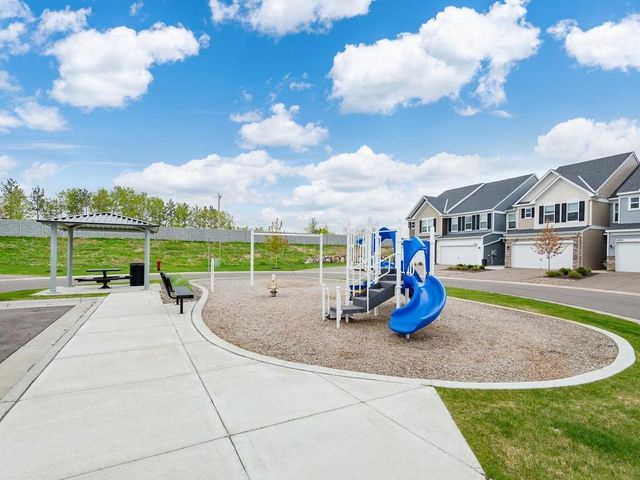 4876 Avery Court, Eagan, MN 55123