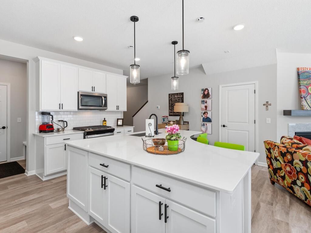 4876 Avery Court, Eagan, MN 55123 — photo 5