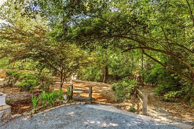 1000 Bouldercrest Drive SE, Atlanta, GA 30316
