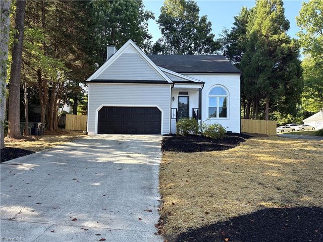 6100 Clarkwood Circle, Greensboro, NC 27410